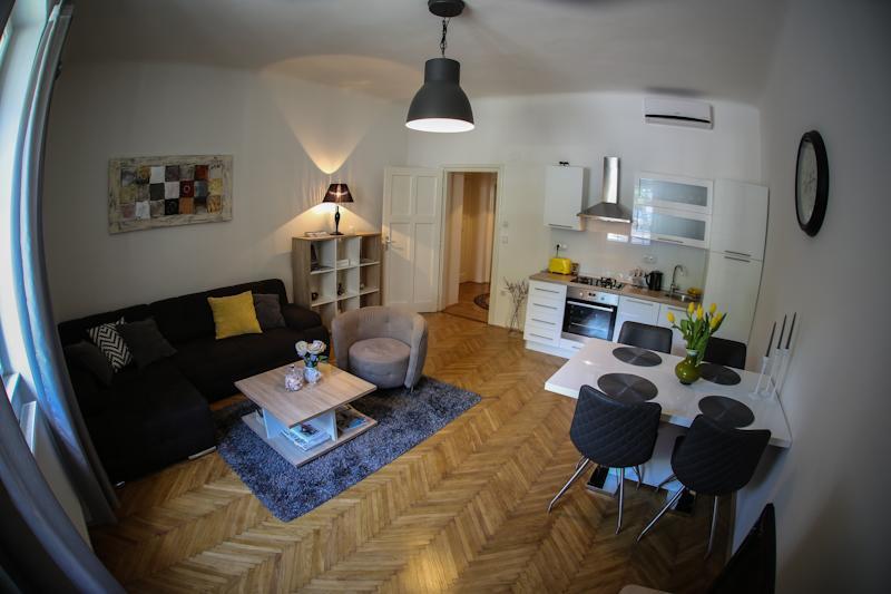 Apartment Iva Zagreb Buitenkant foto